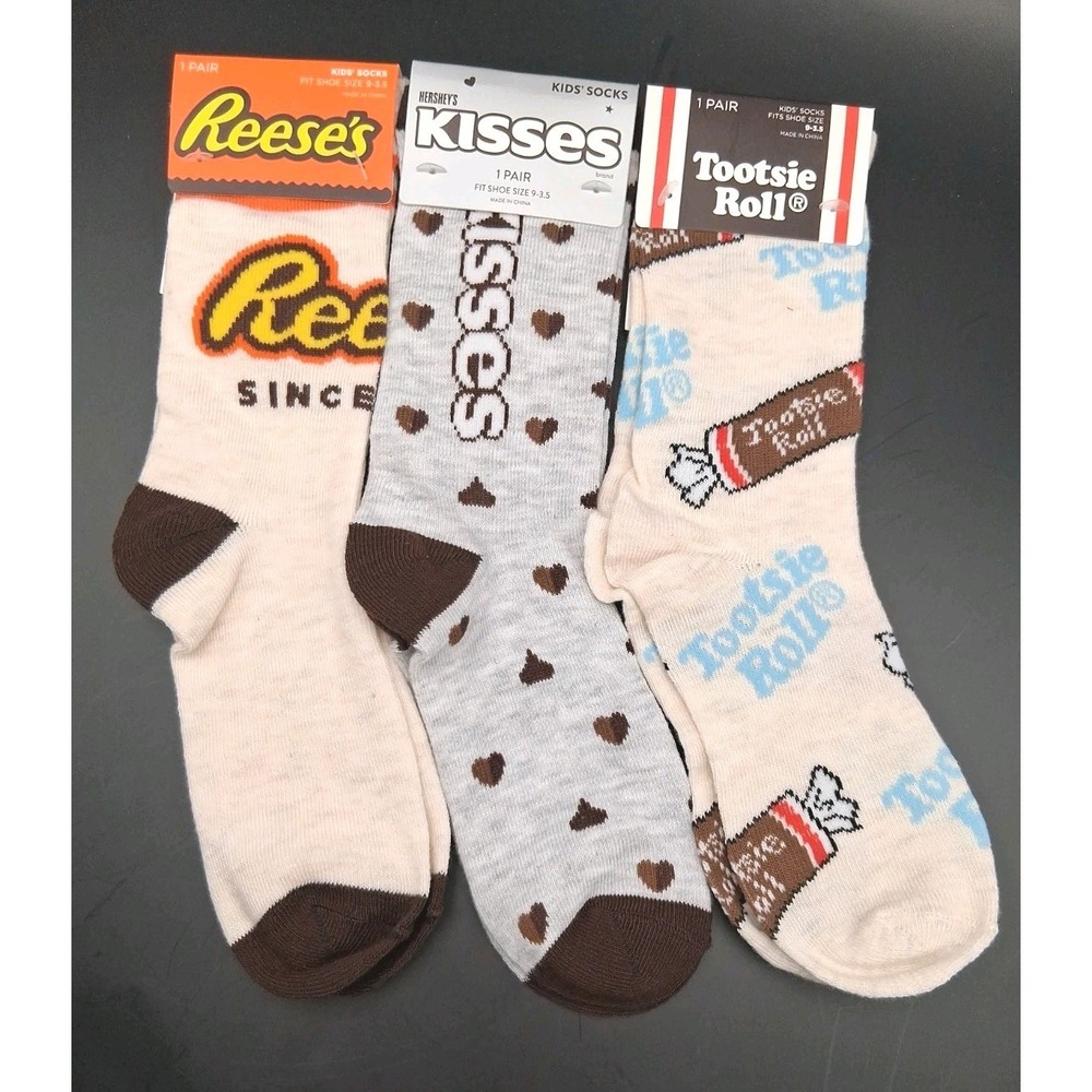 Reese's Peanut Butter Cups,Hershey's Kisses & Tootsie Roll Kid's Novelty Socks